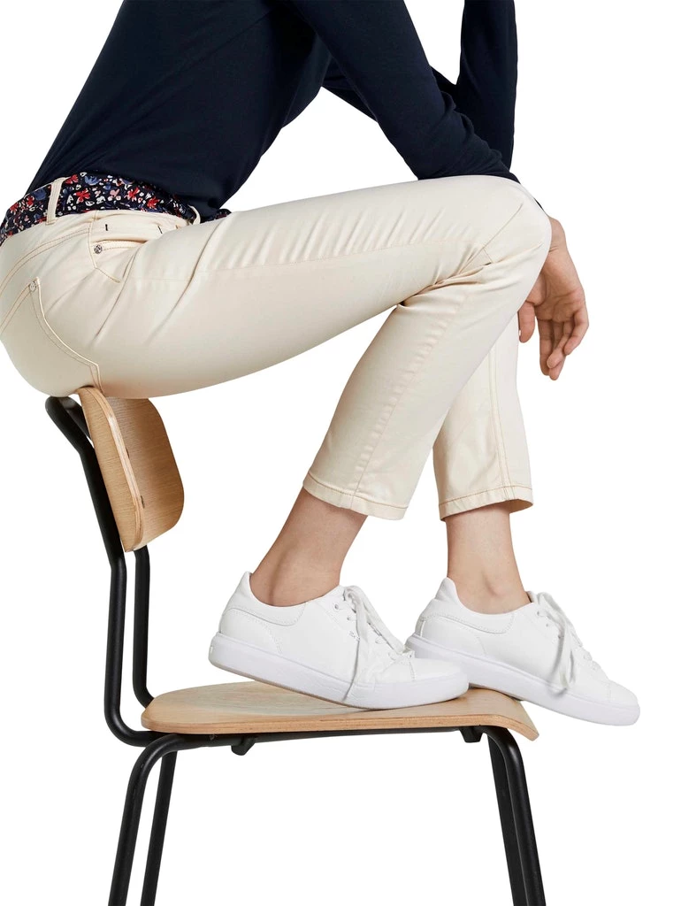 Alexa Slim Jeans mit Bindegürtel