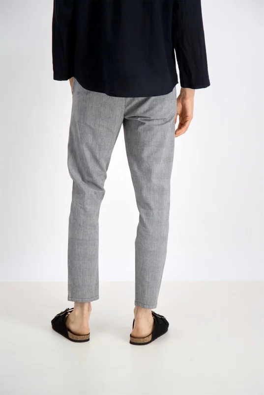 Checked pleat pants