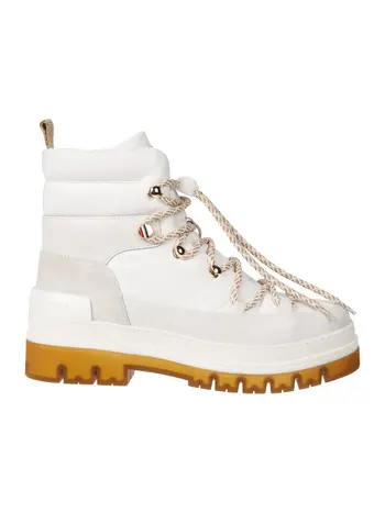 LACED OUTDOOR BOOT