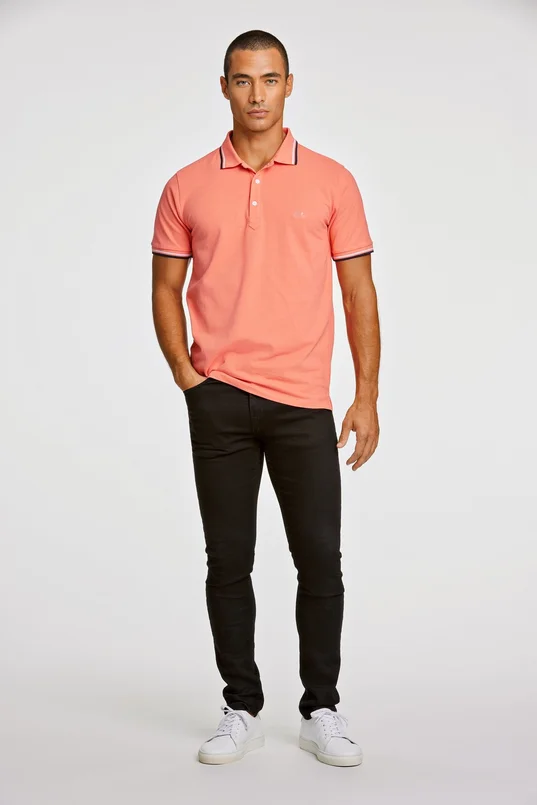 Polo shirt w. contrast piping