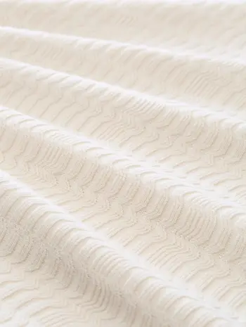 Strickpullover mit Rippstruktur