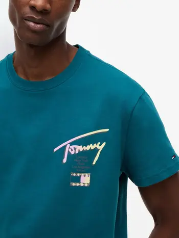 TJM REG CITY SIGN SS TEE EXT